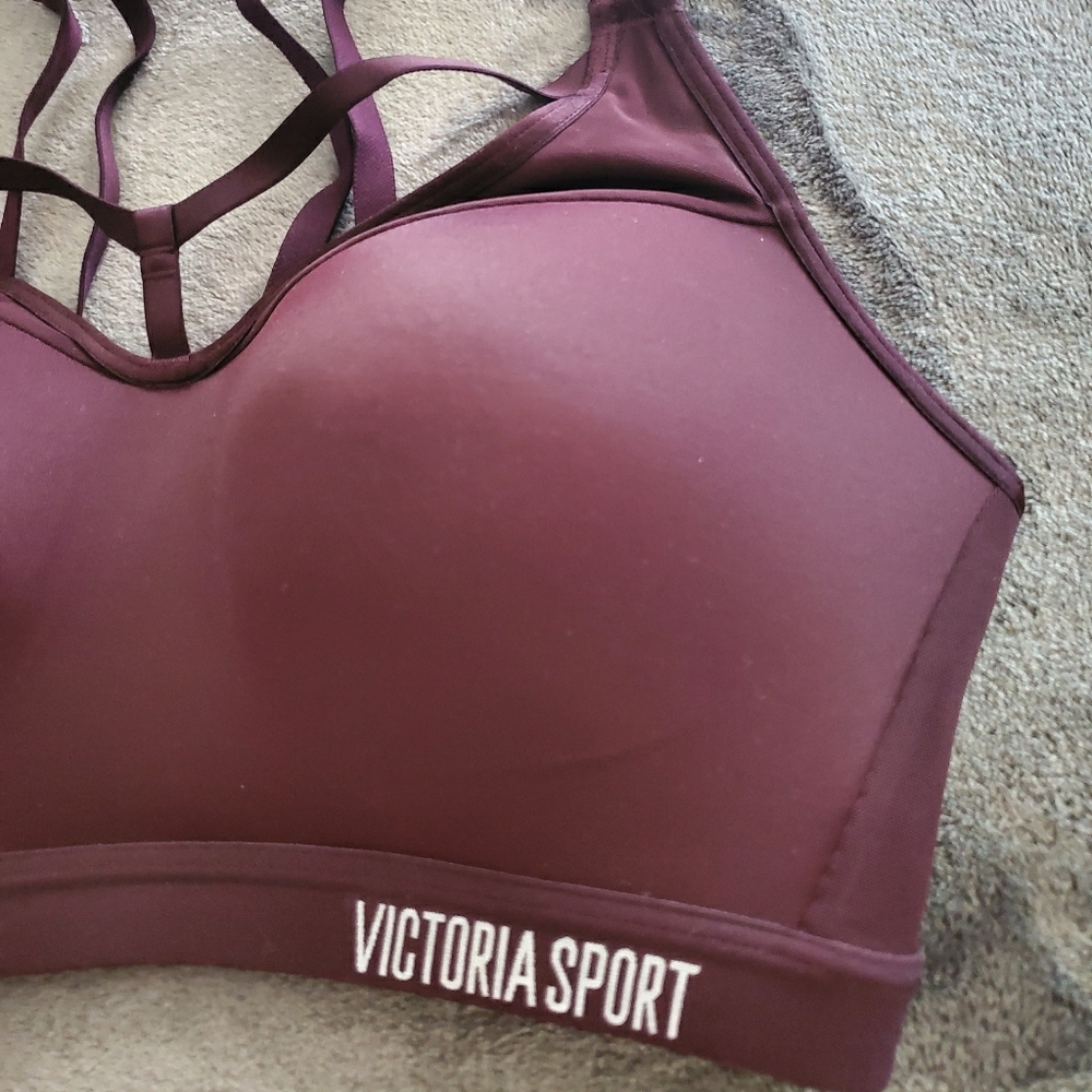 Victoria Secret Sports Bra 34D